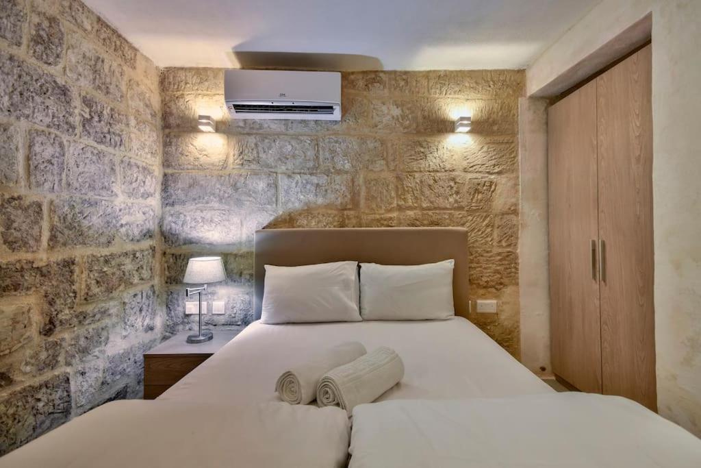 Orangery 101 - Duplex Studio Apartment วัลเลตตา ภายนอก รูปภาพ