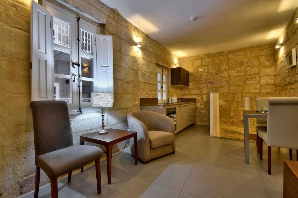 Orangery 101 - Duplex Studio Apartment วัลเลตตา ภายนอก รูปภาพ